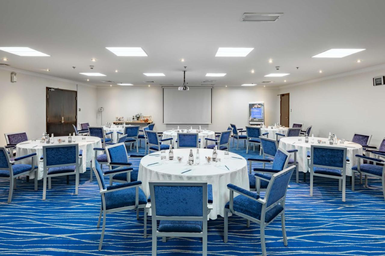 Radisson Blu Hotel, Yanbu Bagian luar foto