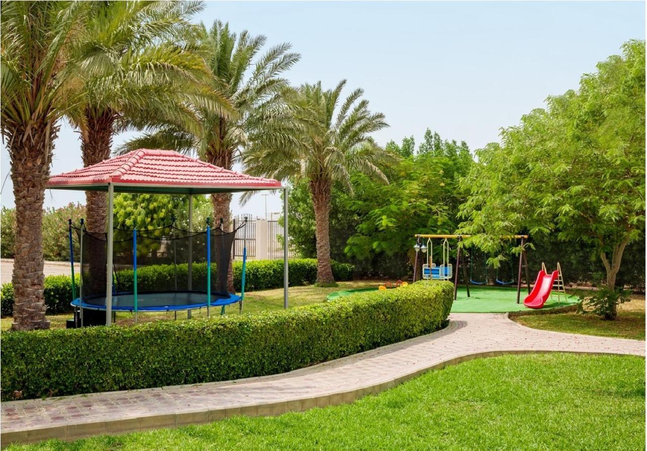 Radisson Blu Hotel, Yanbu Bagian luar foto